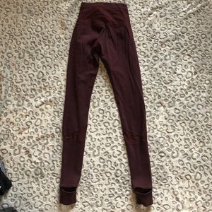 Lululemon High Rise Stirrup - Size 4